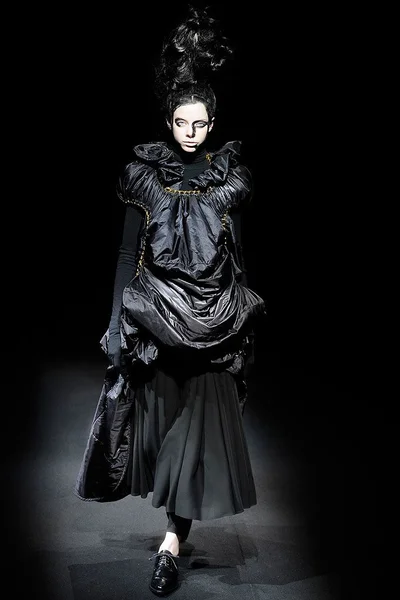 Look 37